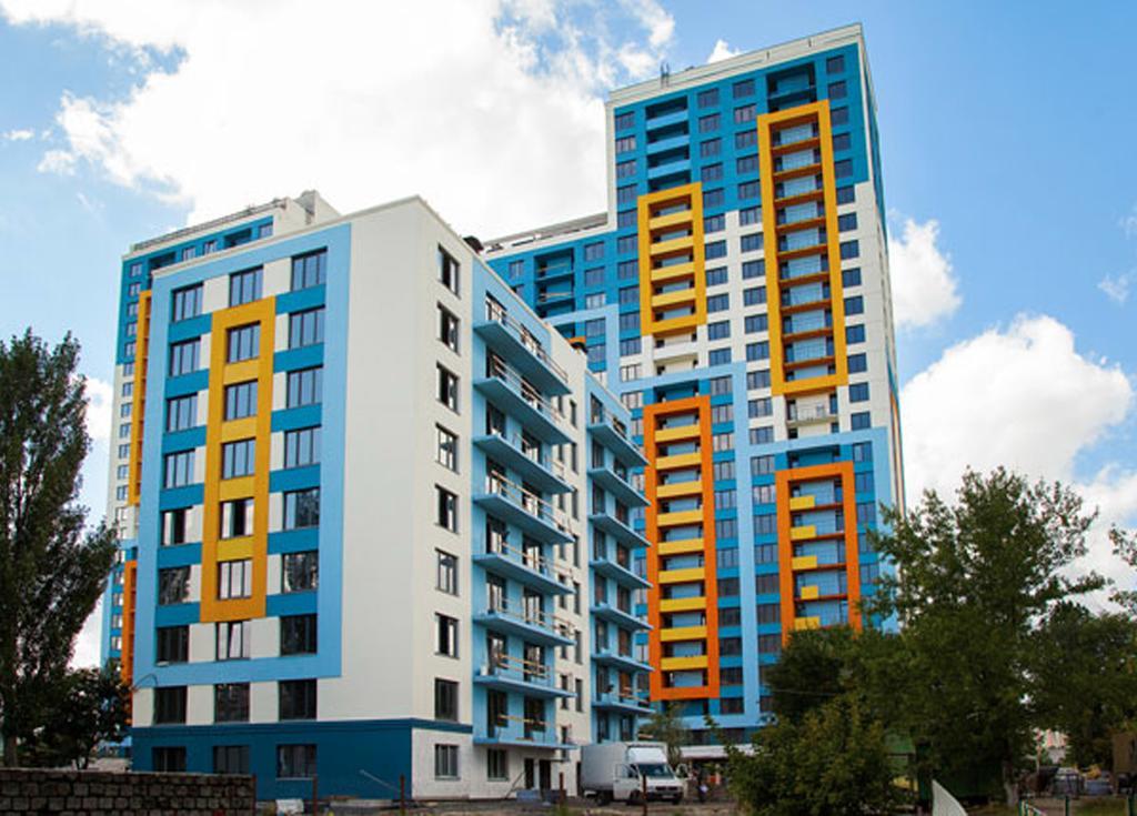 Apartment On Bogatyrskaya 6A เคียฟ ภายนอก รูปภาพ
